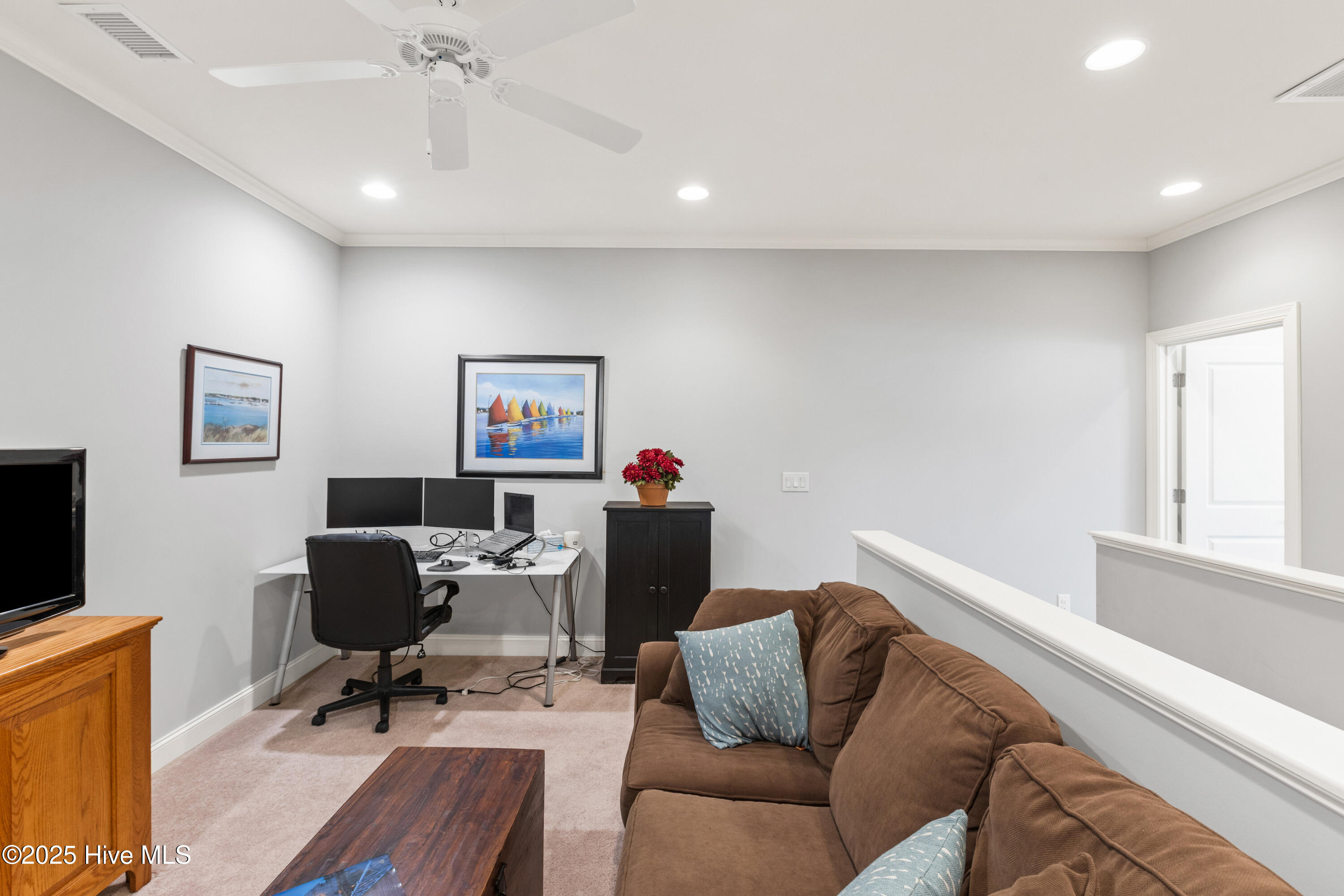 100559107 | Photo 34