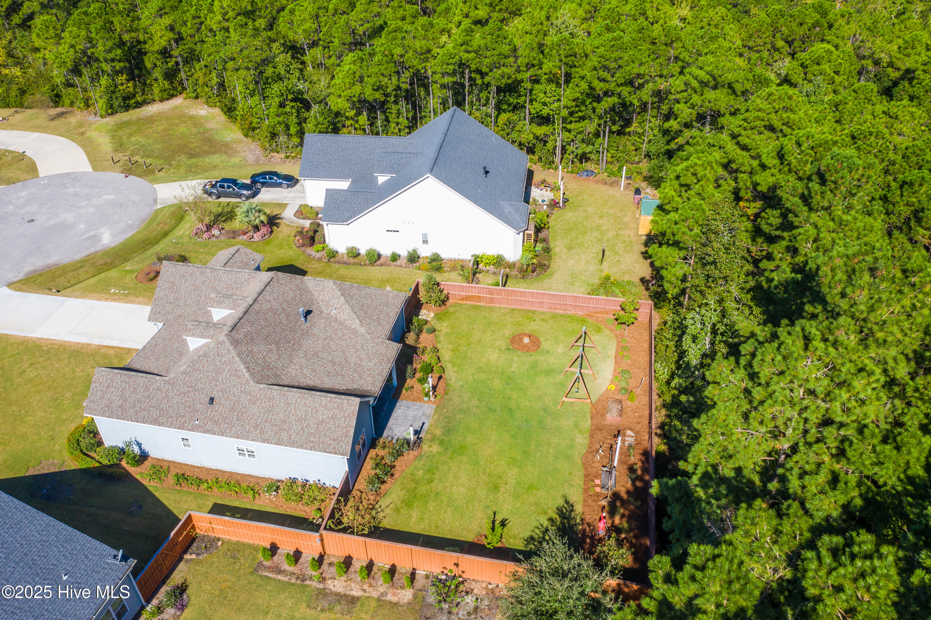 100536758 | Photo 36