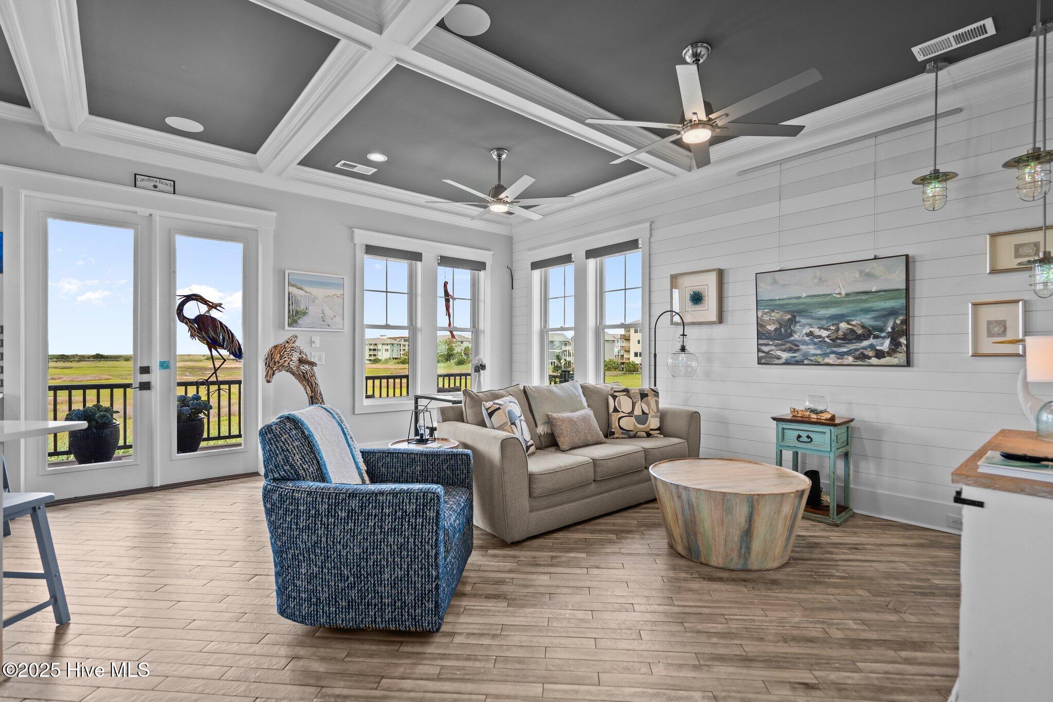 100514029 | Photo 26