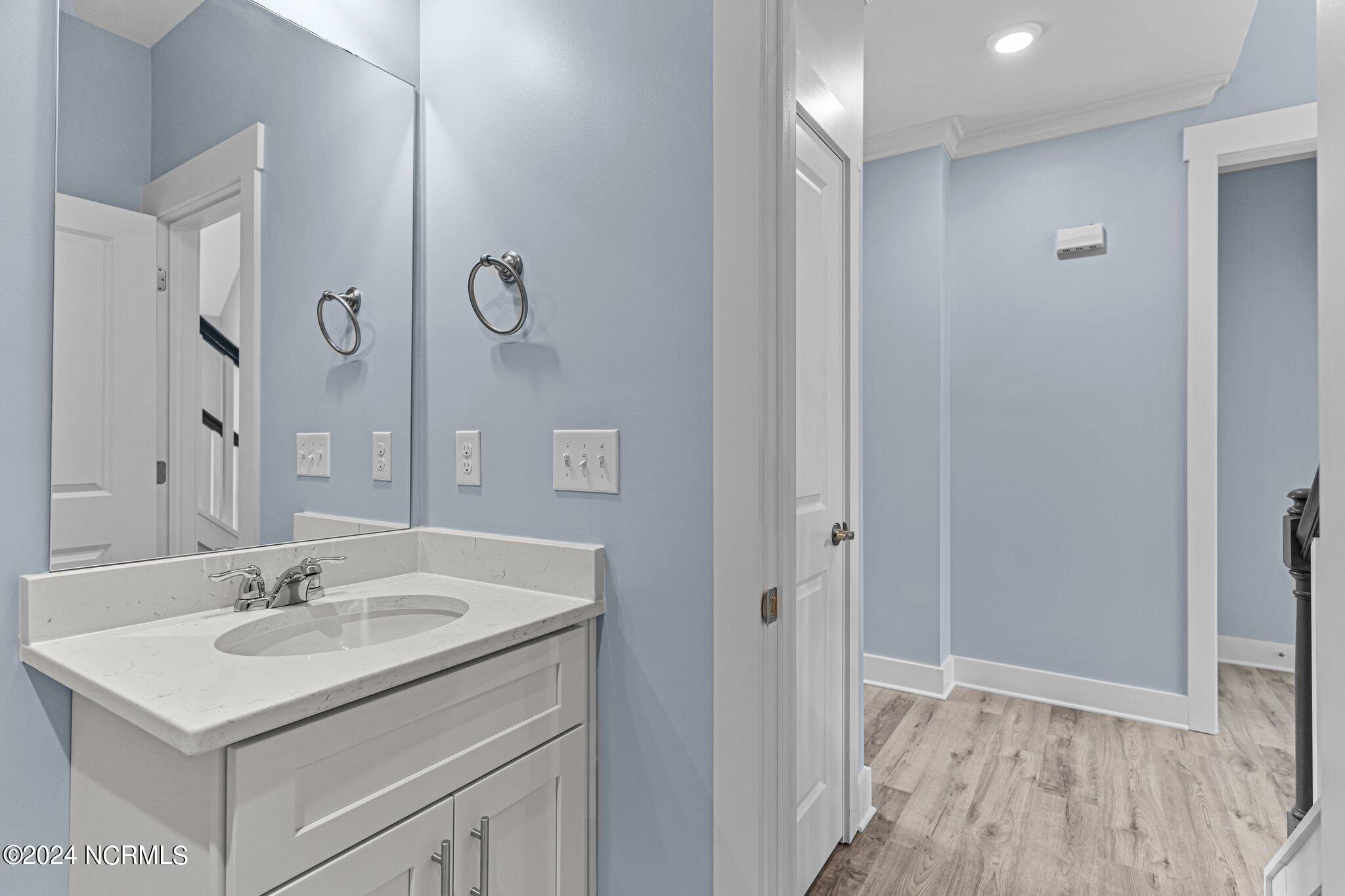 100531512 | Photo 15