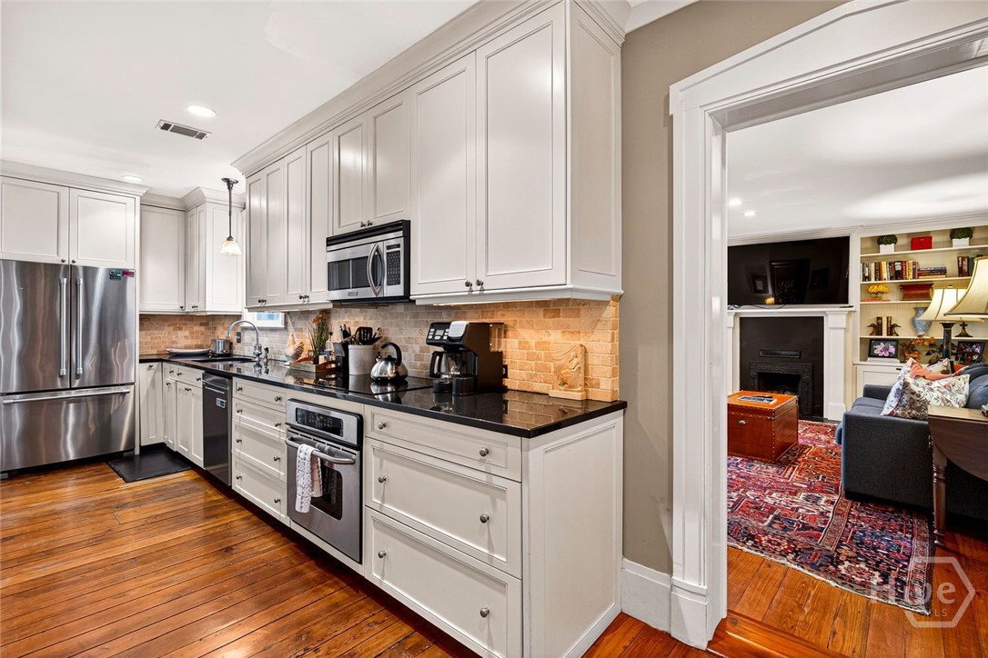 208 E Liberty Street, Savannah, GA, 31401