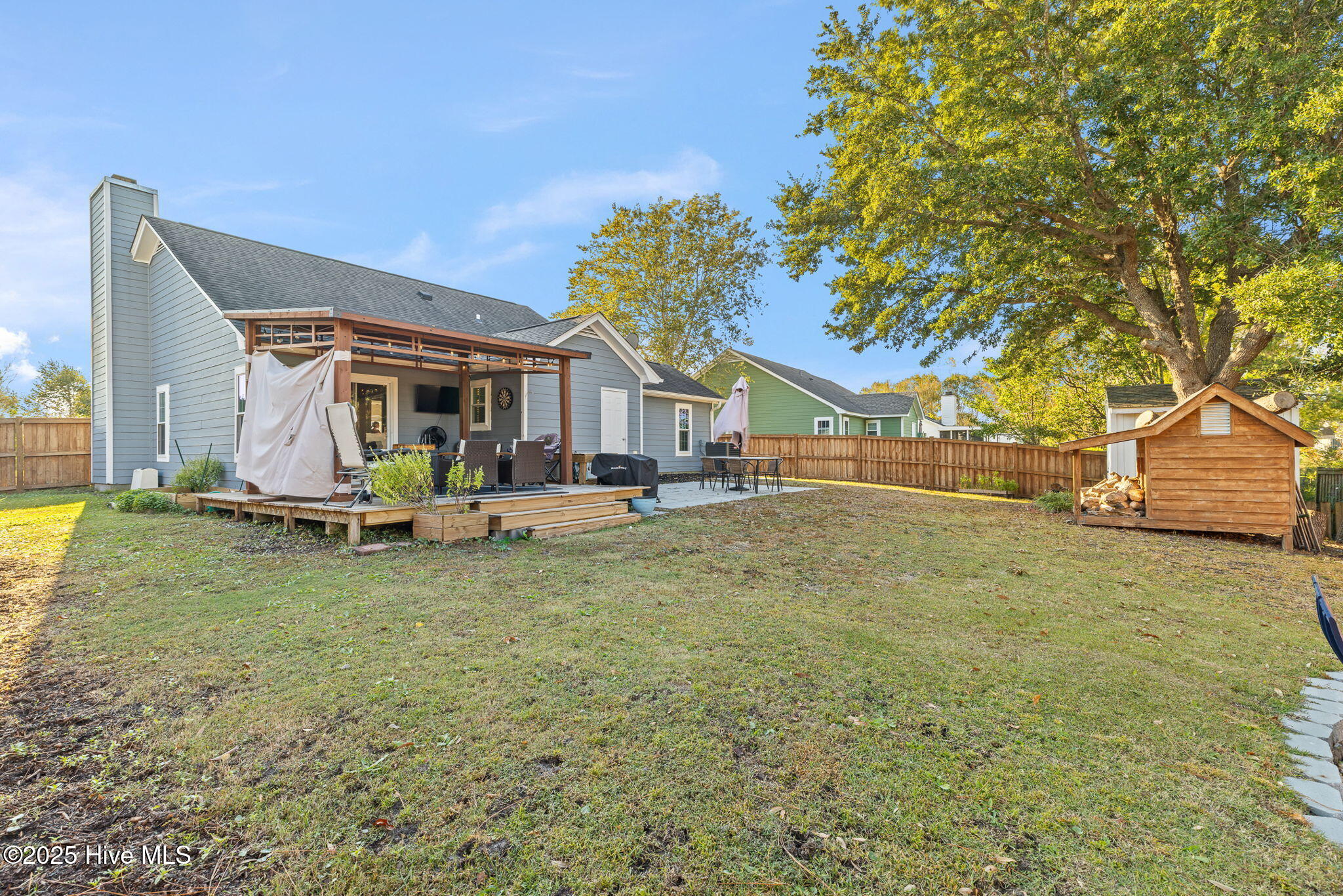 100539678 | Photo 36