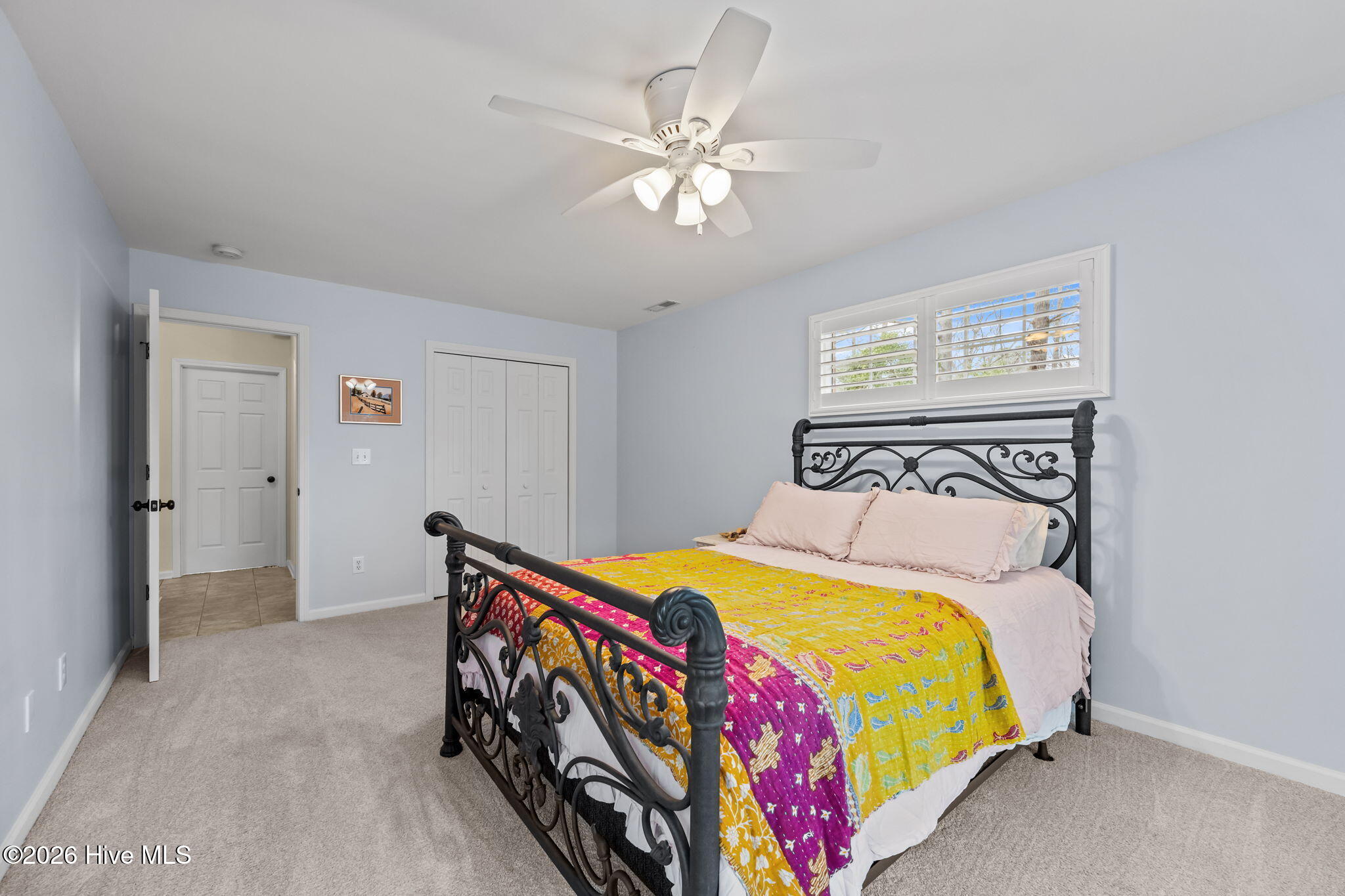 100556770 | Photo 11