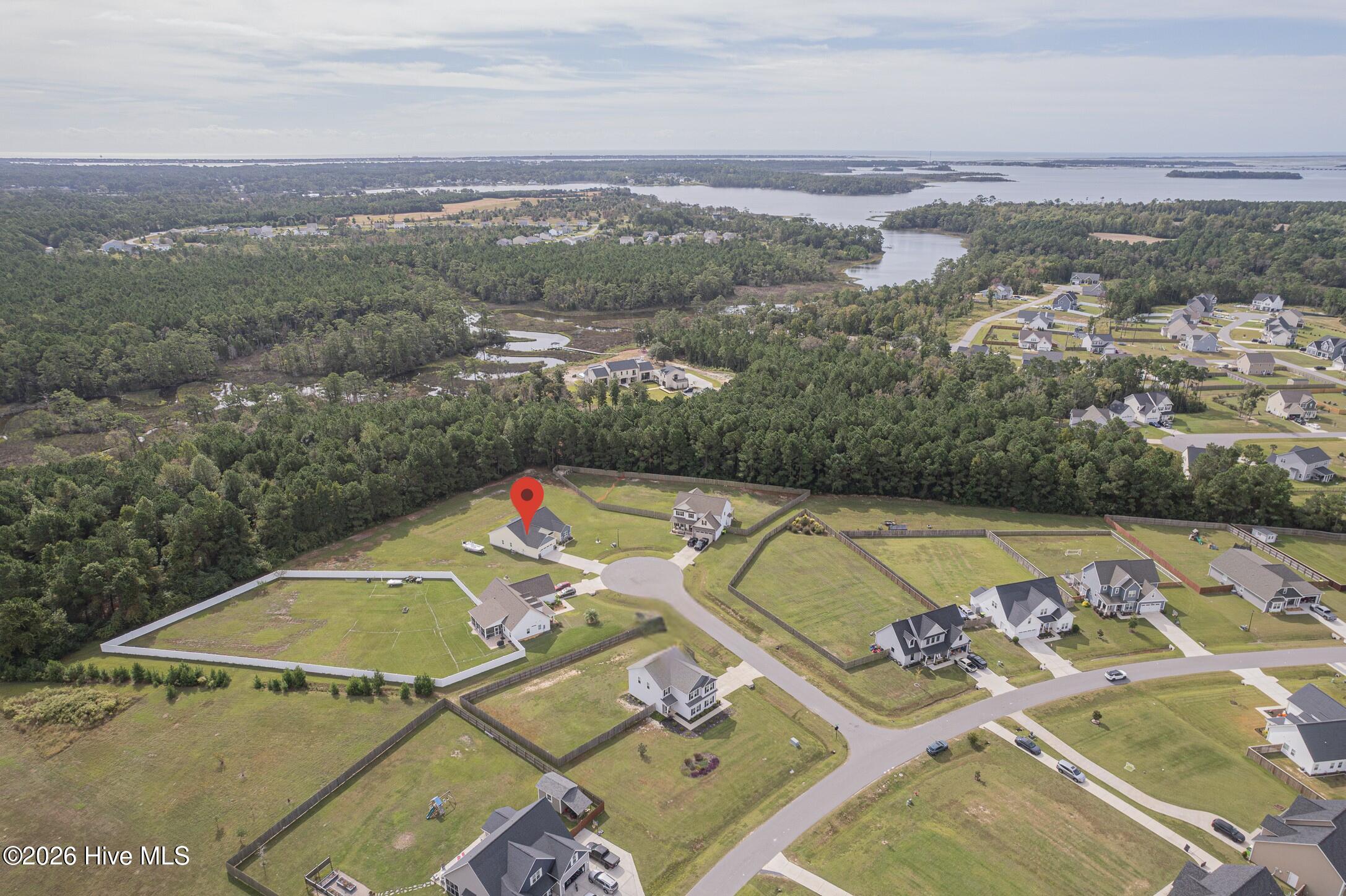 100552779 | Photo 53