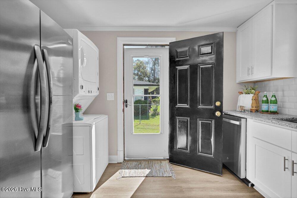 100562072 | Photo 18