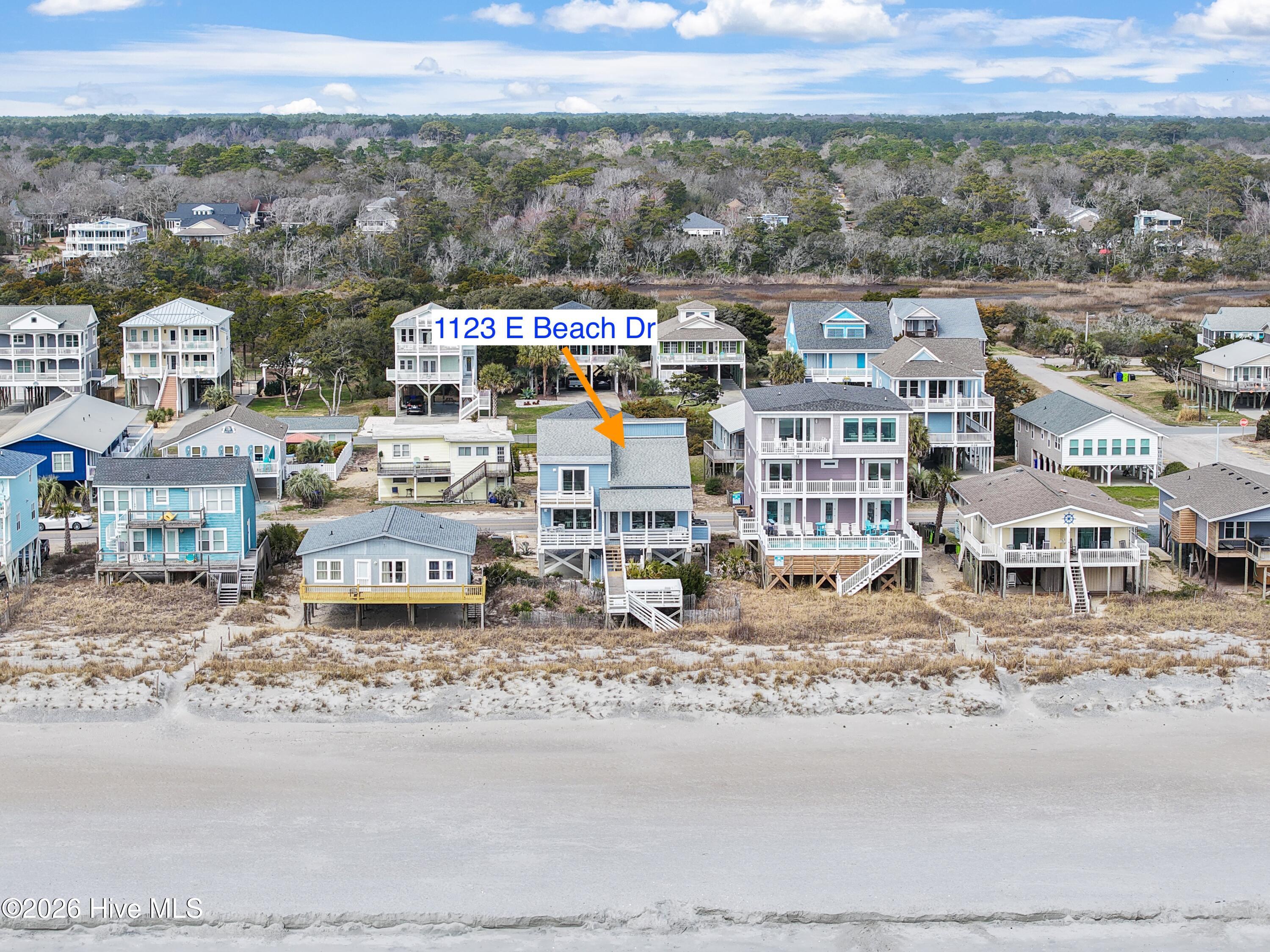 100556593 | Photo 84