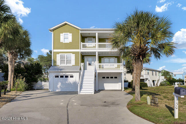 100552893 | Photo 93