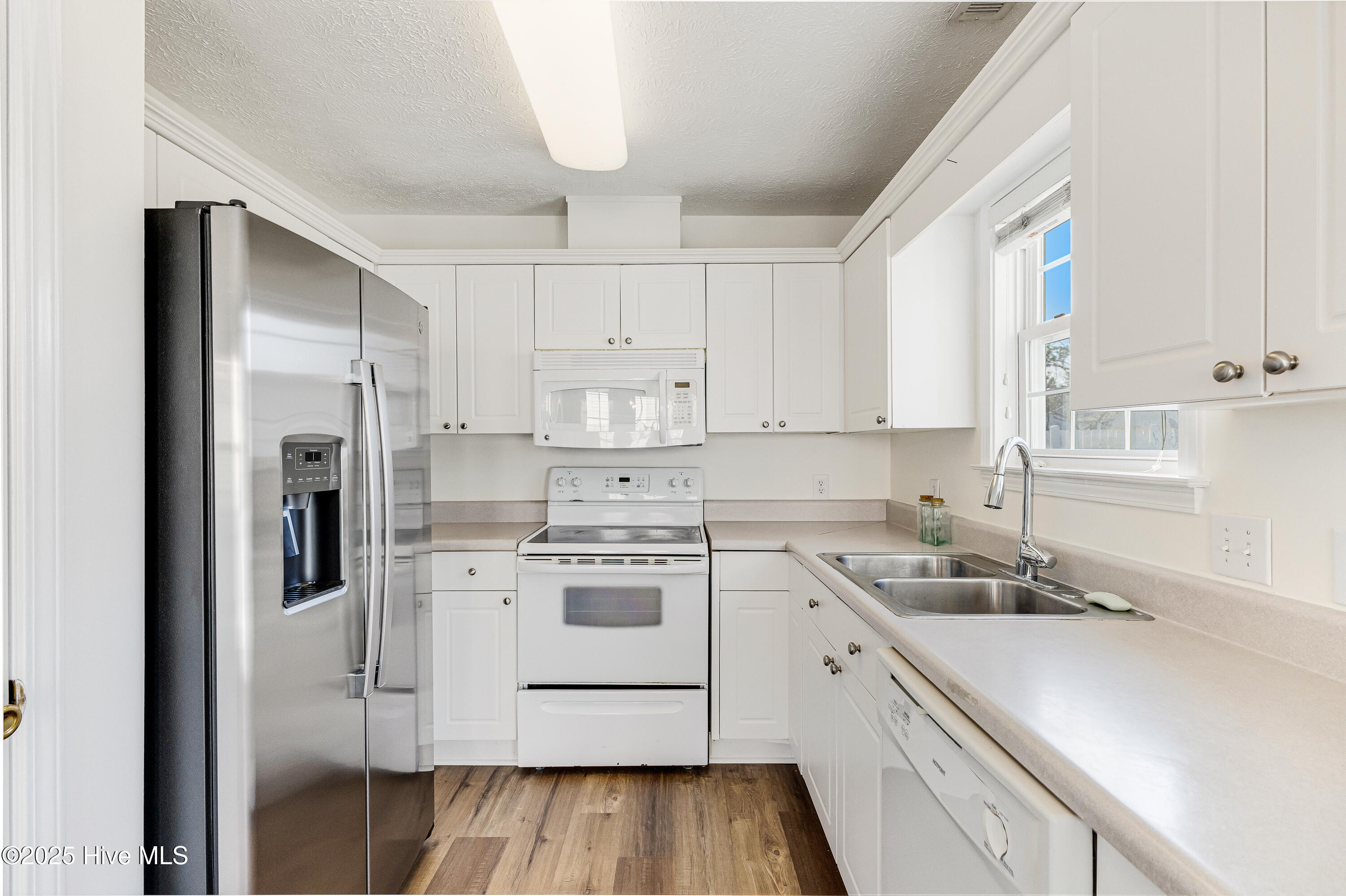 100541535 | Photo 13