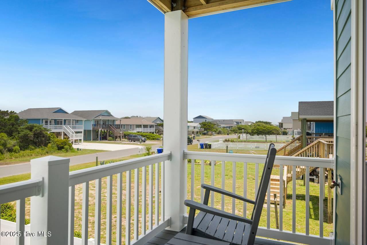 100527522 | Photo 98