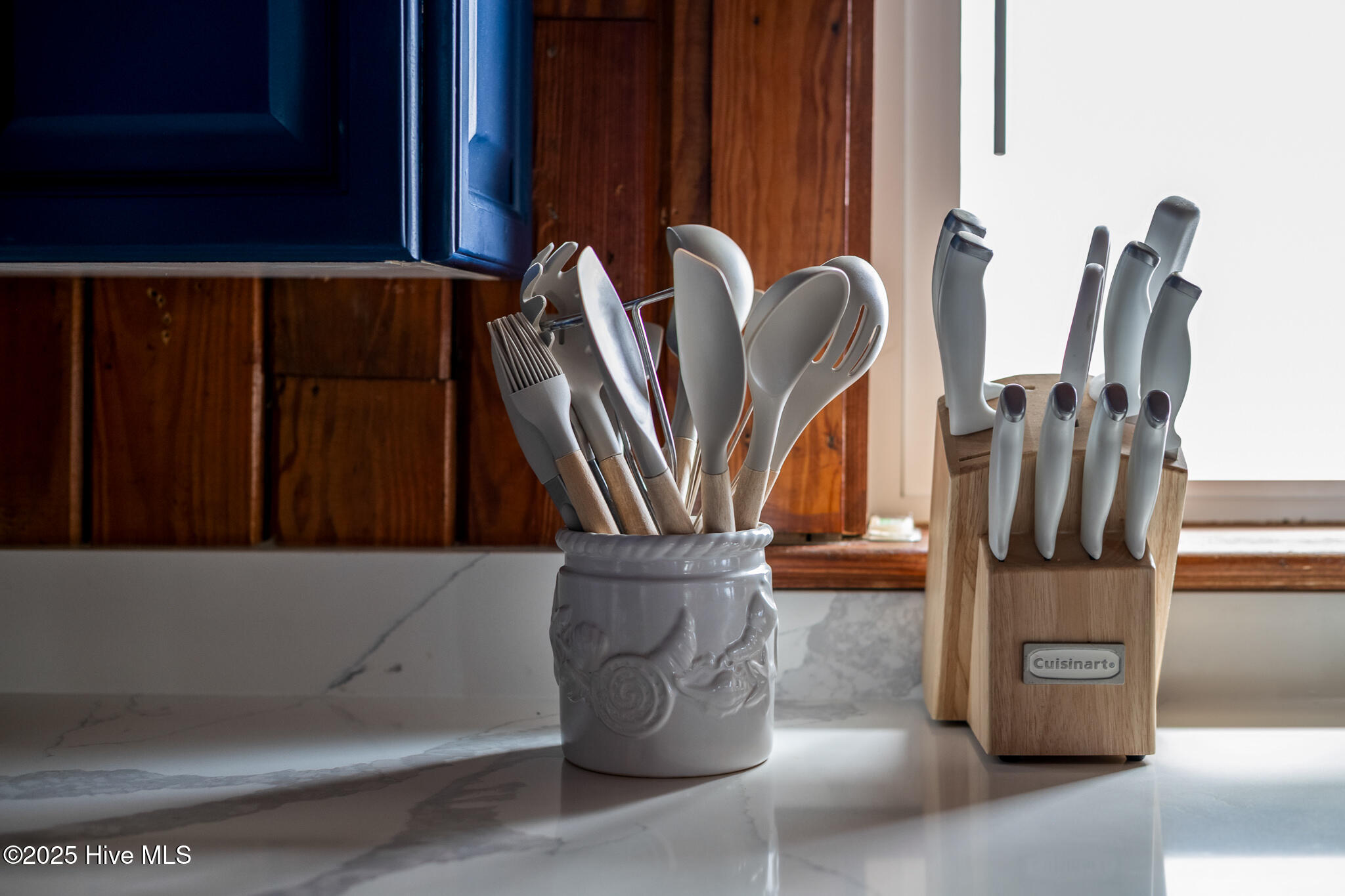 100521832 | Photo 20