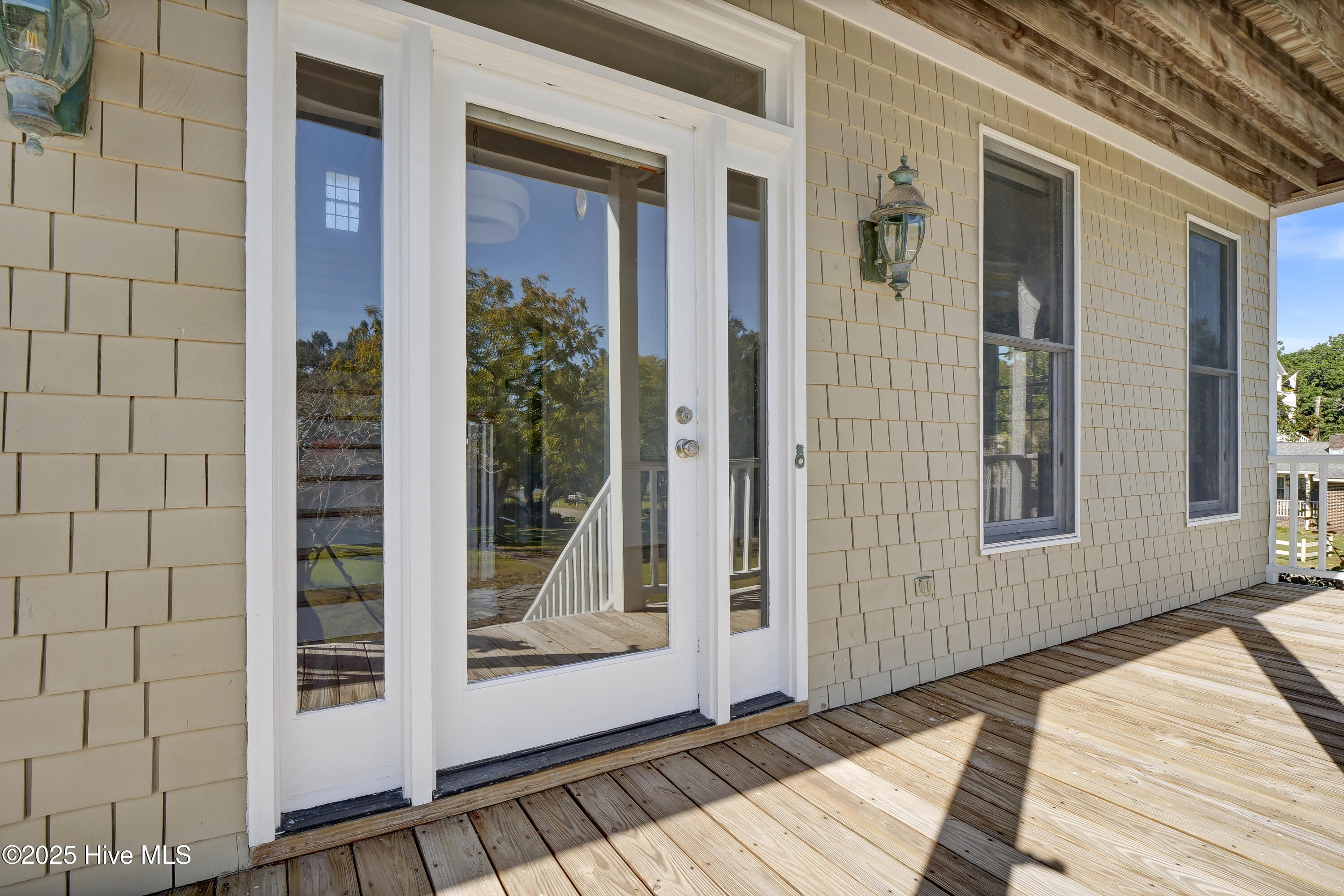 100540971 | Photo 10