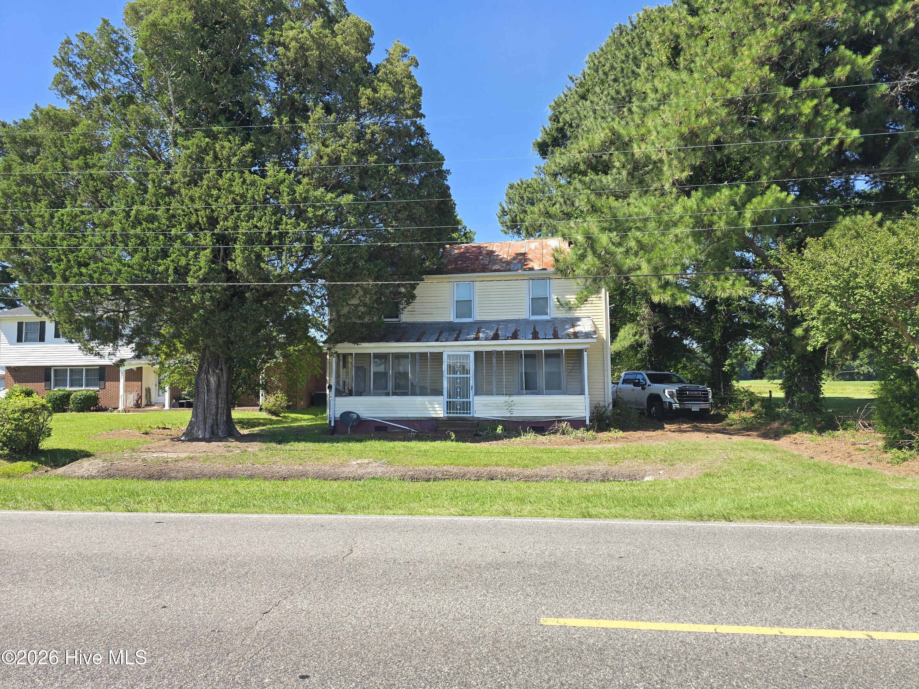 Featured listings