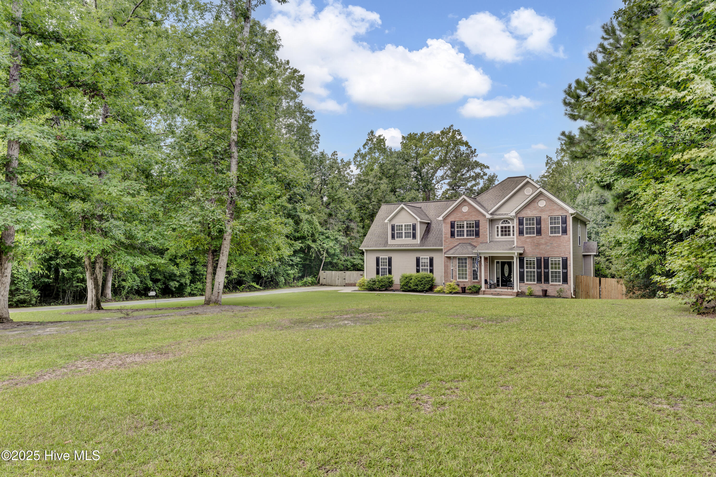 104 Barry Lane, Jacksonville, NC 28540 – photo 3: C2S09964
