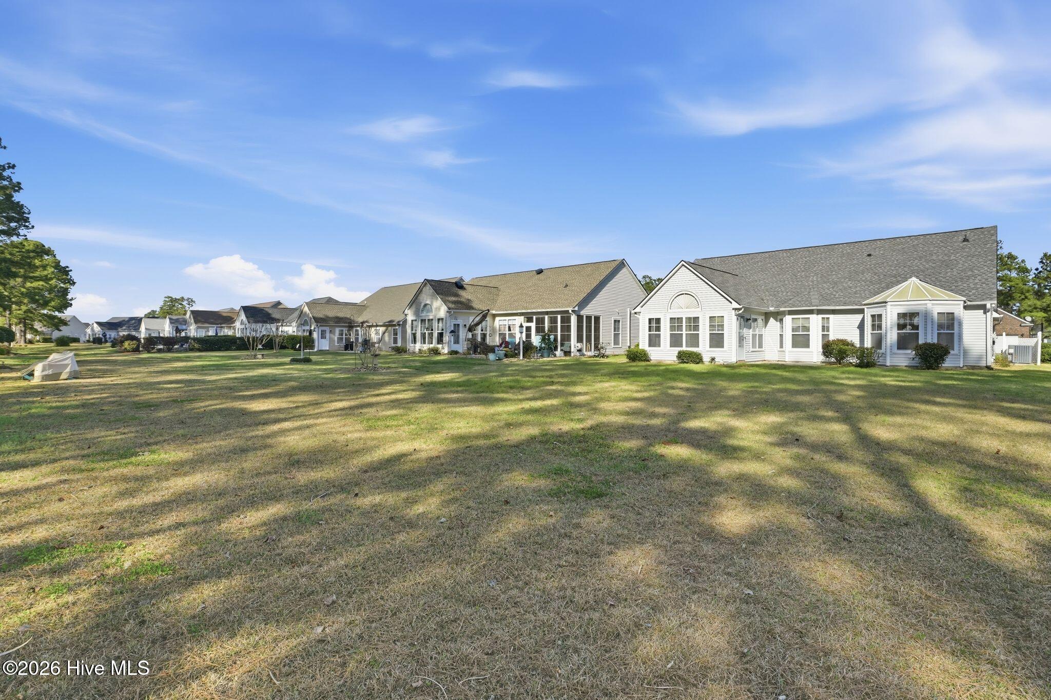 100560639 | Photo 40