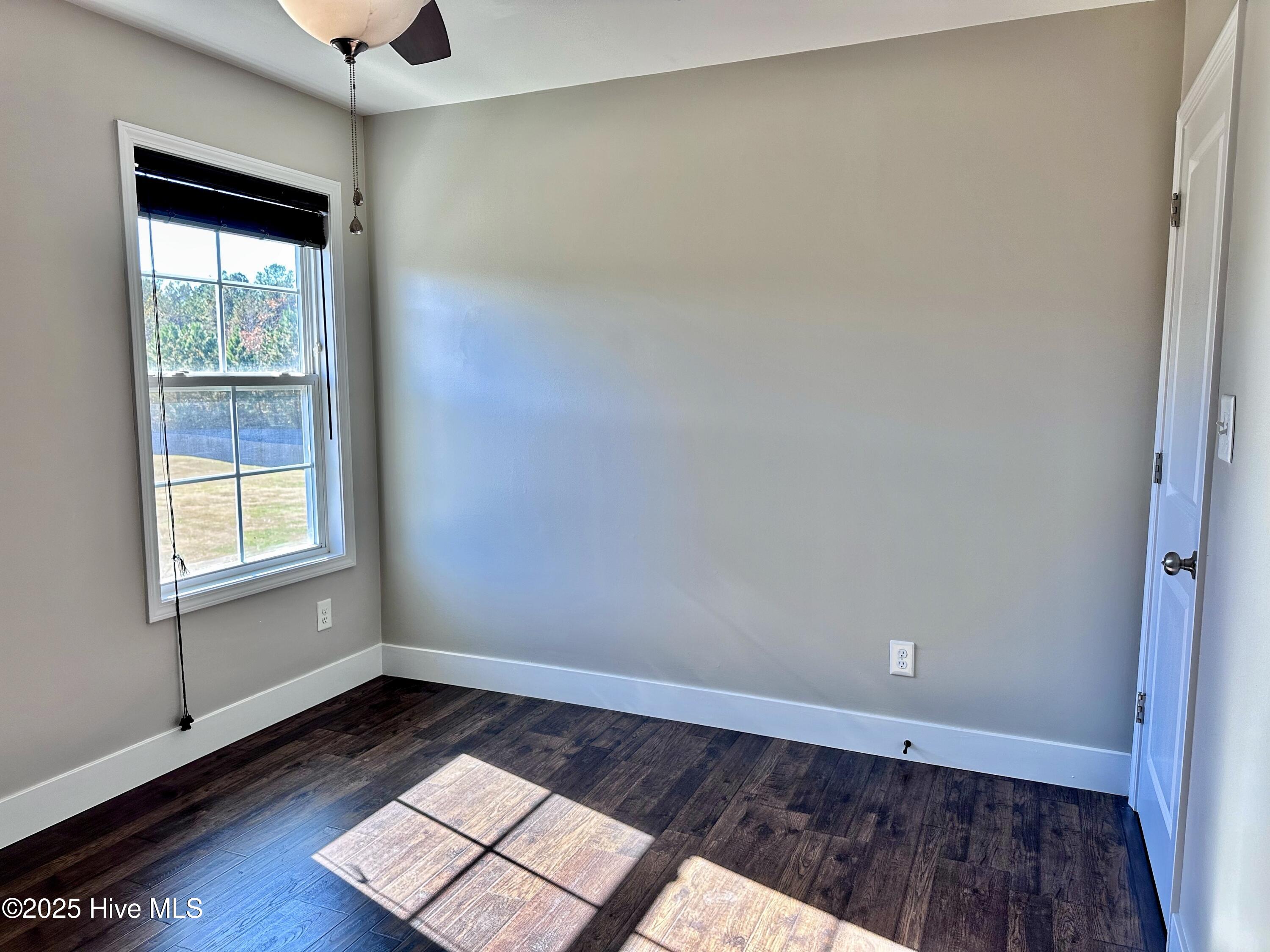 100542600 | Photo 19