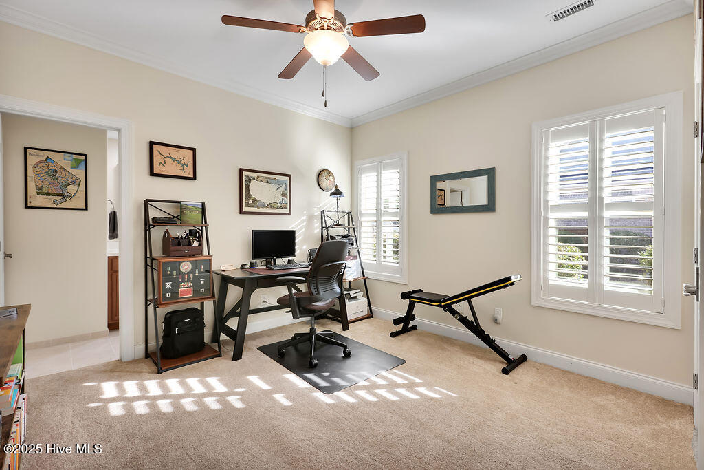 100544404 | Photo 25