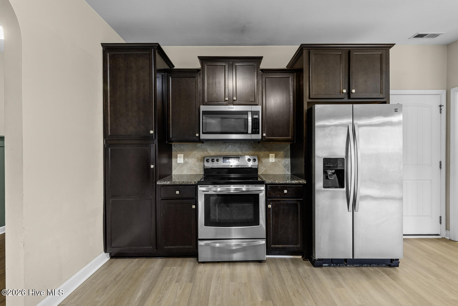 100557134 | Photo 13