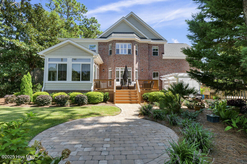 100531667 | Photo 48