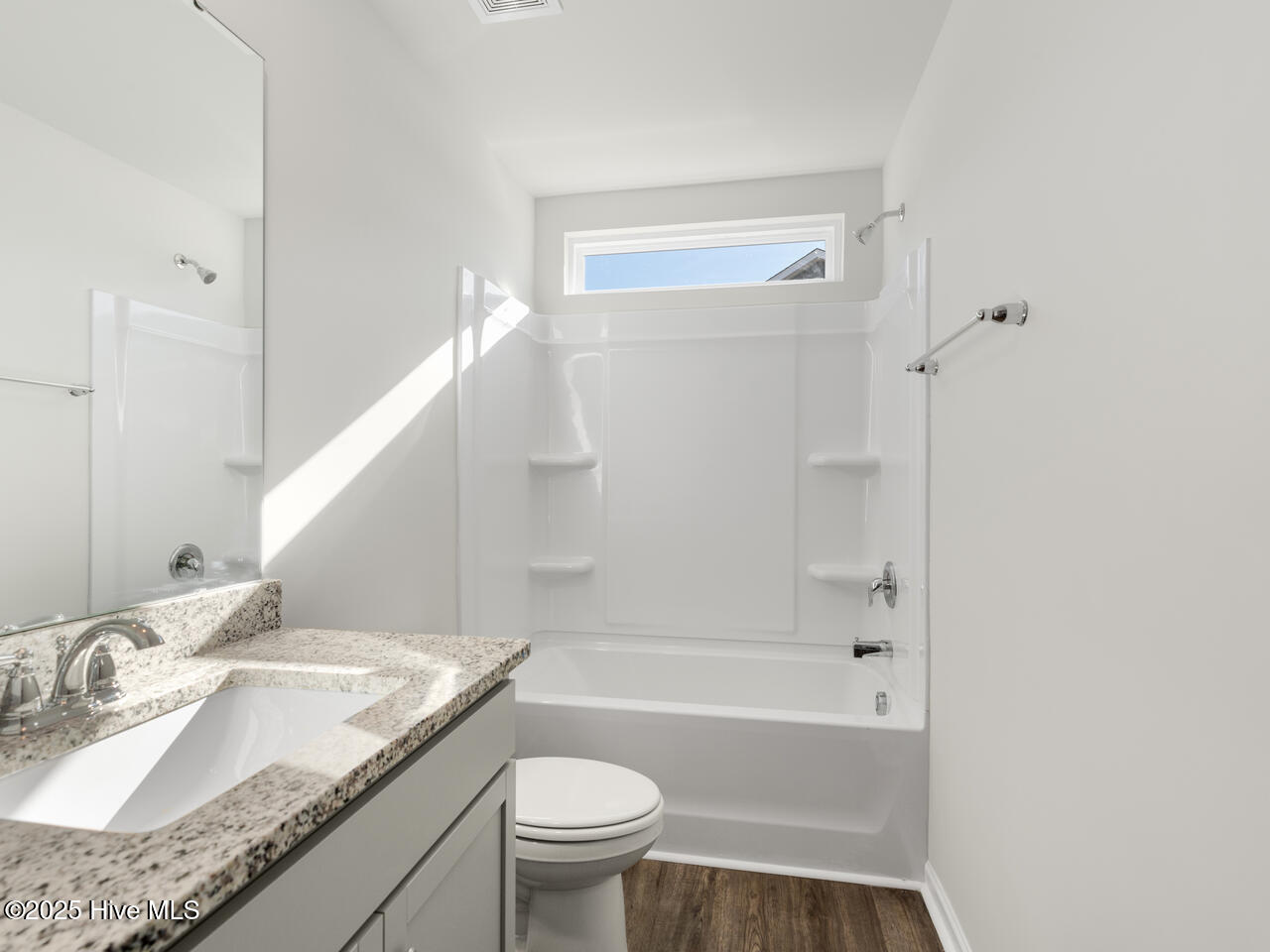 100556641 | Photo 31