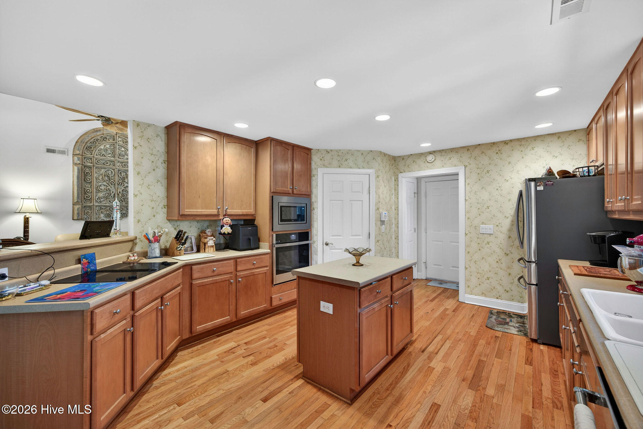 100567752 | Photo 19