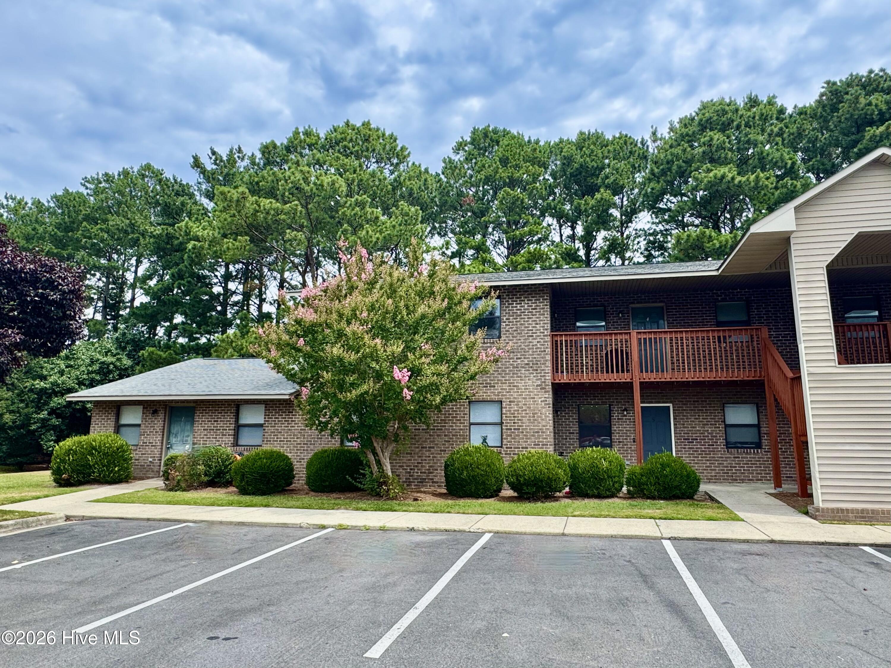 710 Patton, Winterville, North Carolina, 2 Bedrooms Bedrooms, 5 Rooms Rooms,1 BathroomBathrooms,Apartment,For sale,Patton,100582443 710 Patton, Winterville, North Carolina, 2 Bedrooms Bedrooms, 5 Rooms Rooms,1 BathroomBathrooms,Apartment,For sale,Patton,100582443