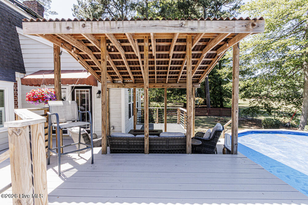 Additional Deck