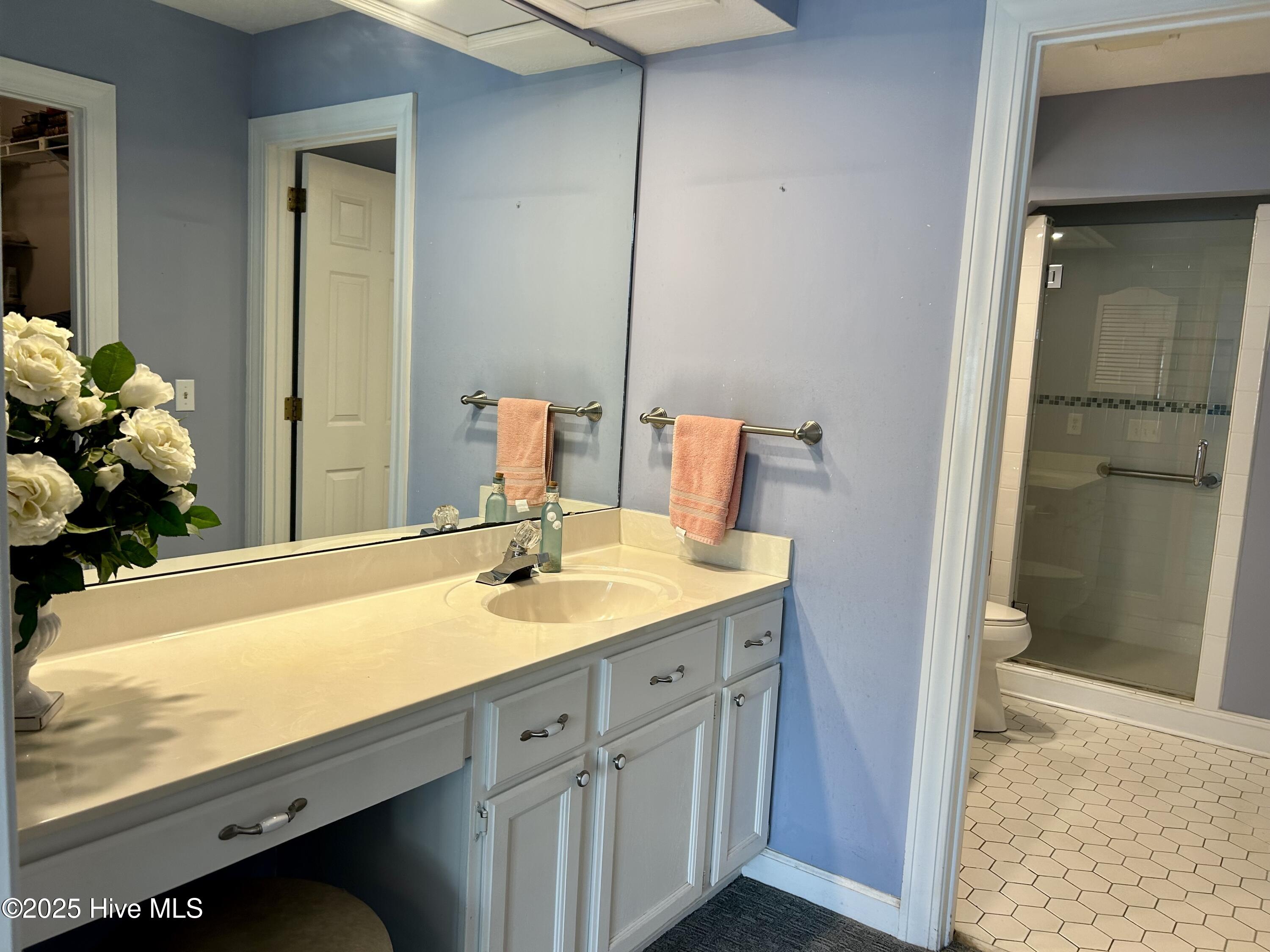 100532166 | Photo 19