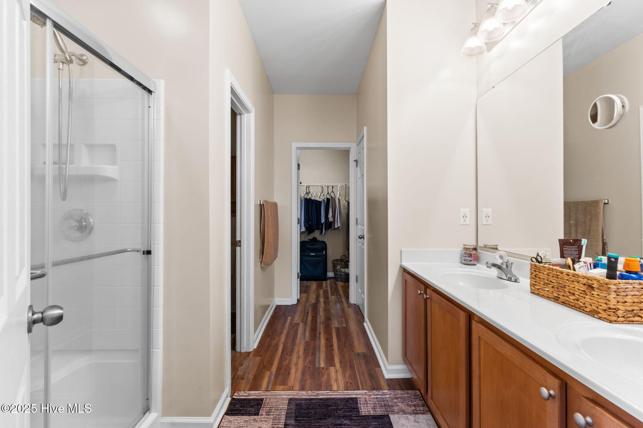 100540486 | Photo 21