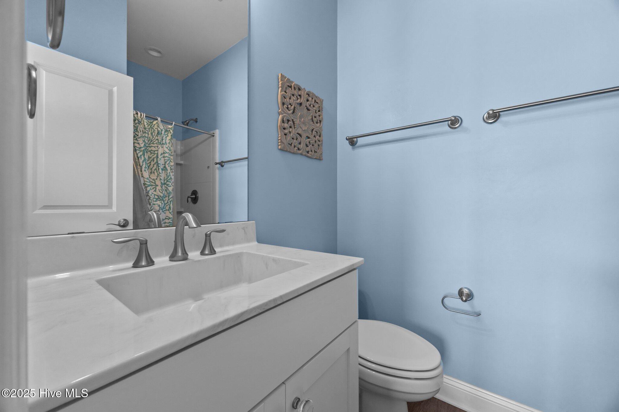 100547426 | Photo 25