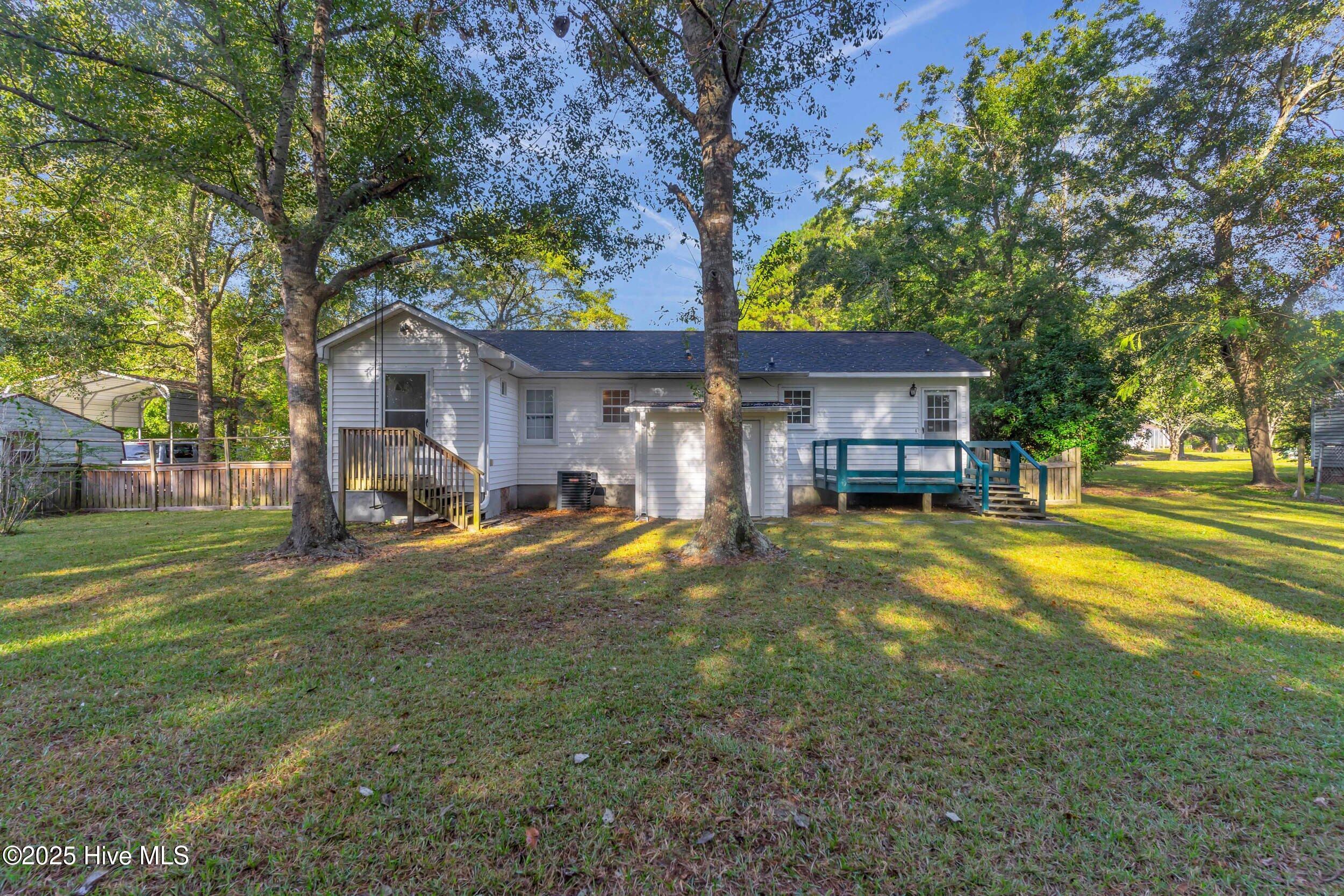 100537438 | Photo 29