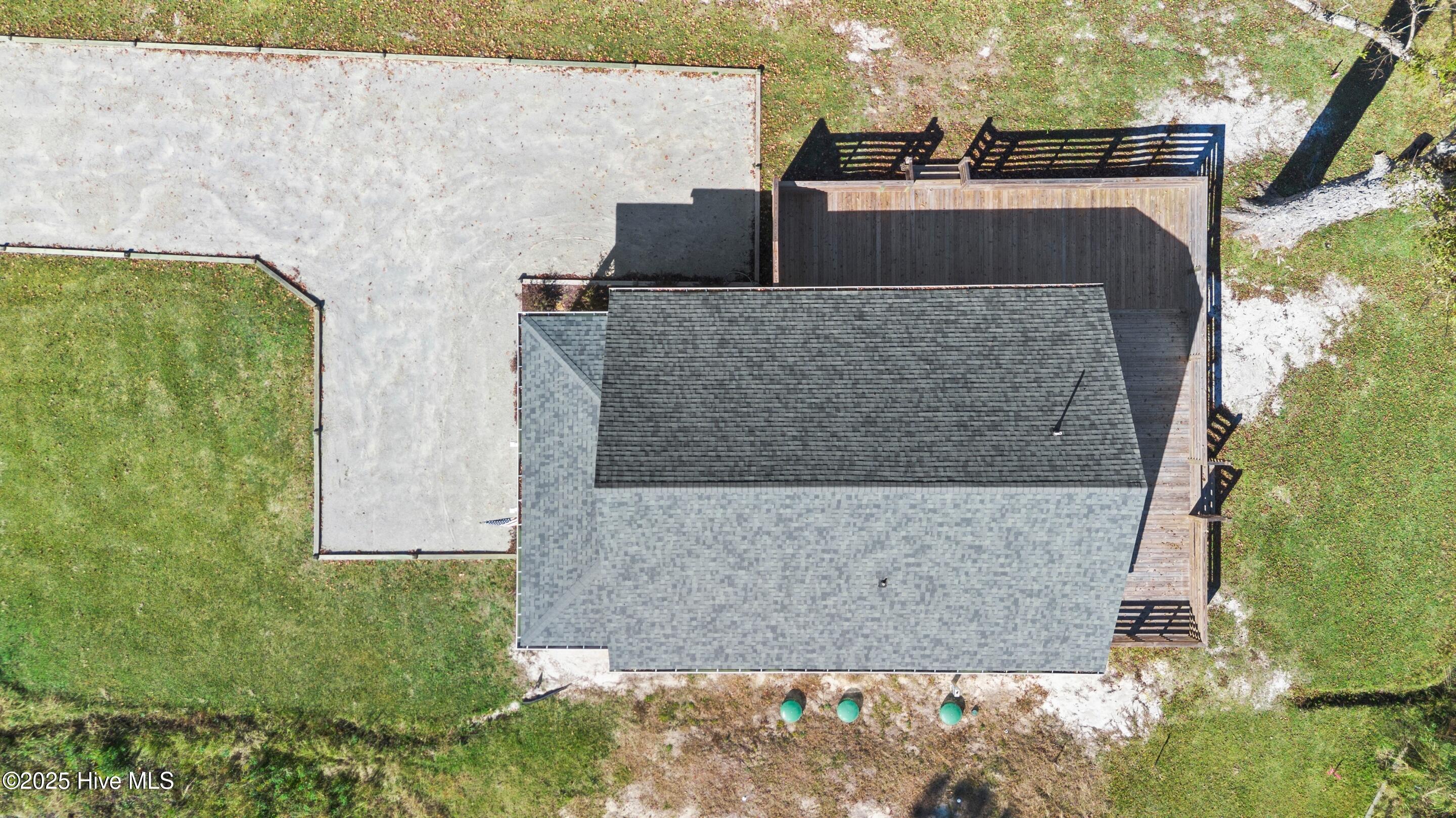 100545908 | Photo 71