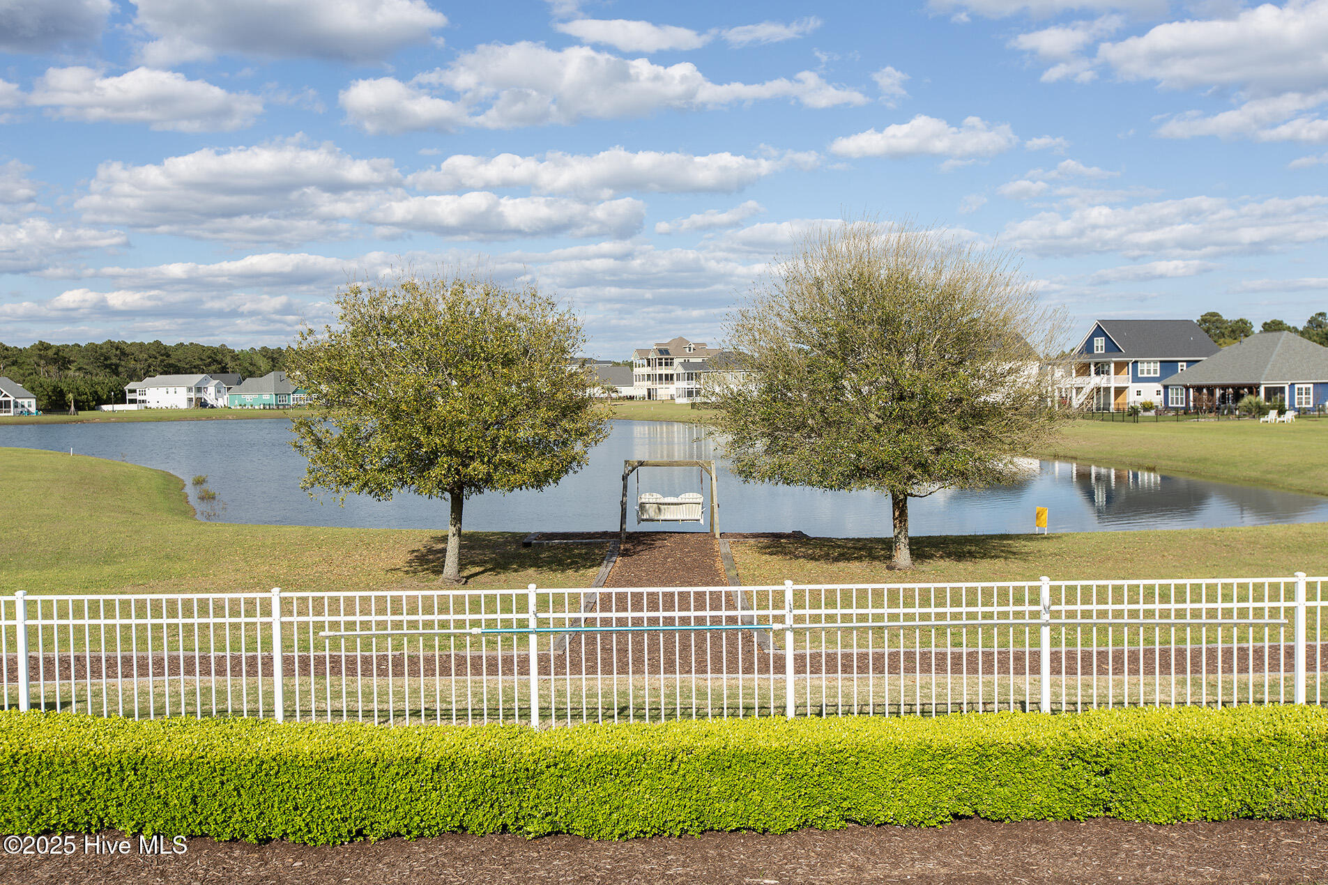 100484964 | Photo 51