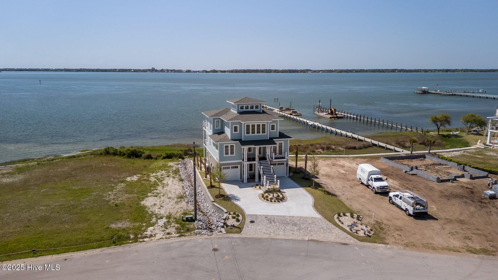 4737 S S Shore Dr Drive, Morehead City, NC, 28557