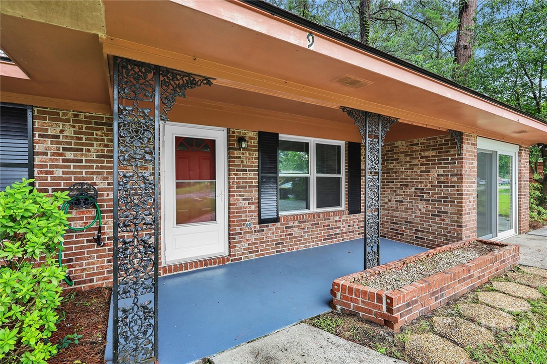 9 Austin Drive, Savannah, GA 31419 Listing Photo  5