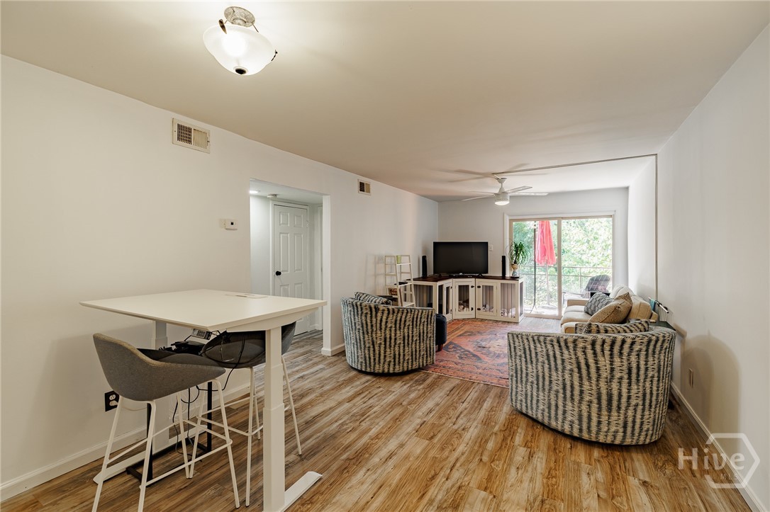 250 Little Street A209