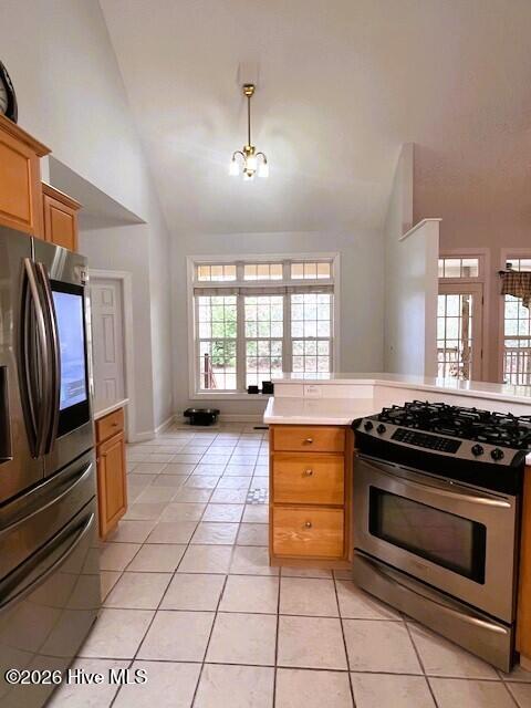 100548477 | Photo 14