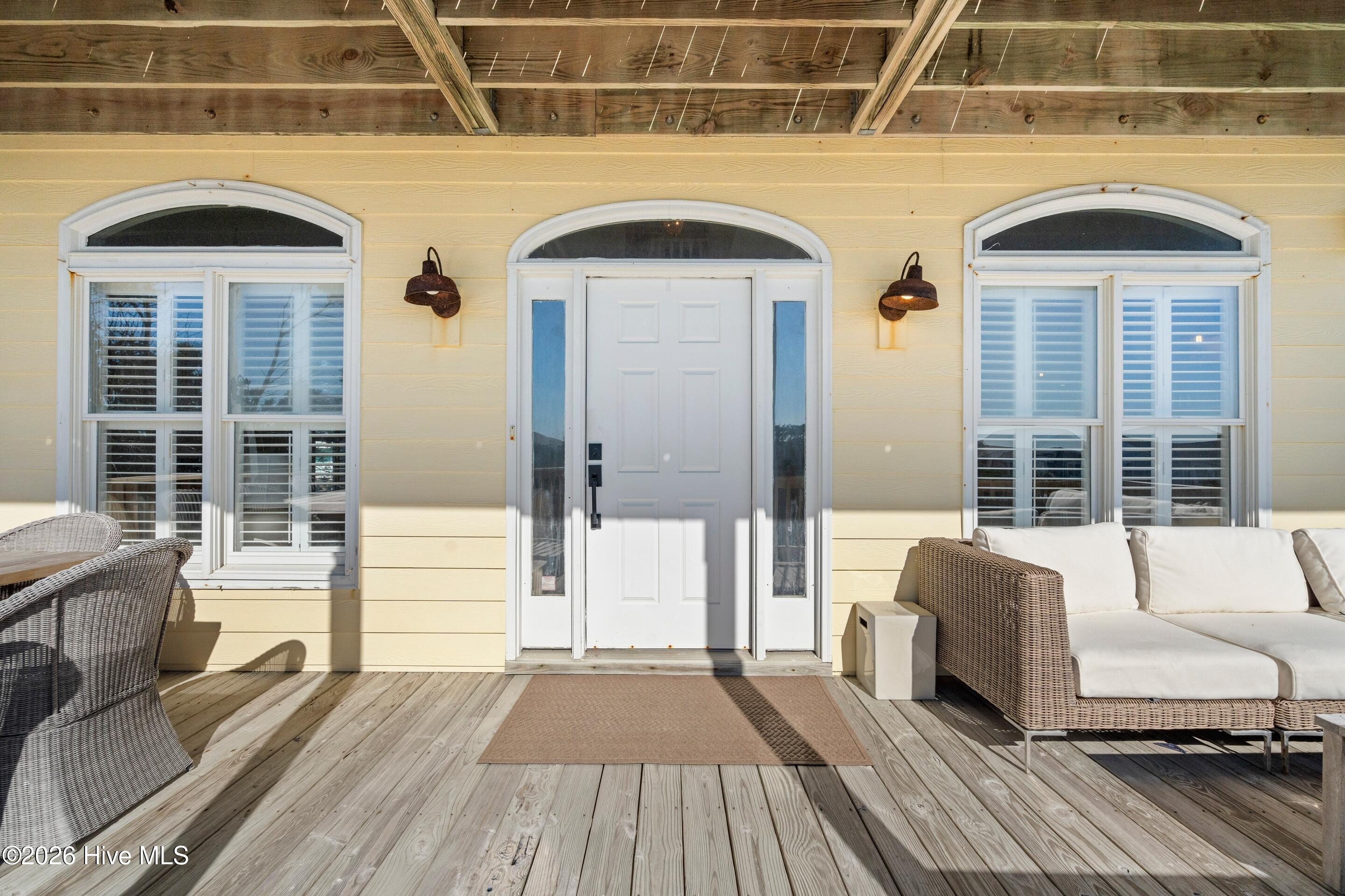 100549309 | Photo 15