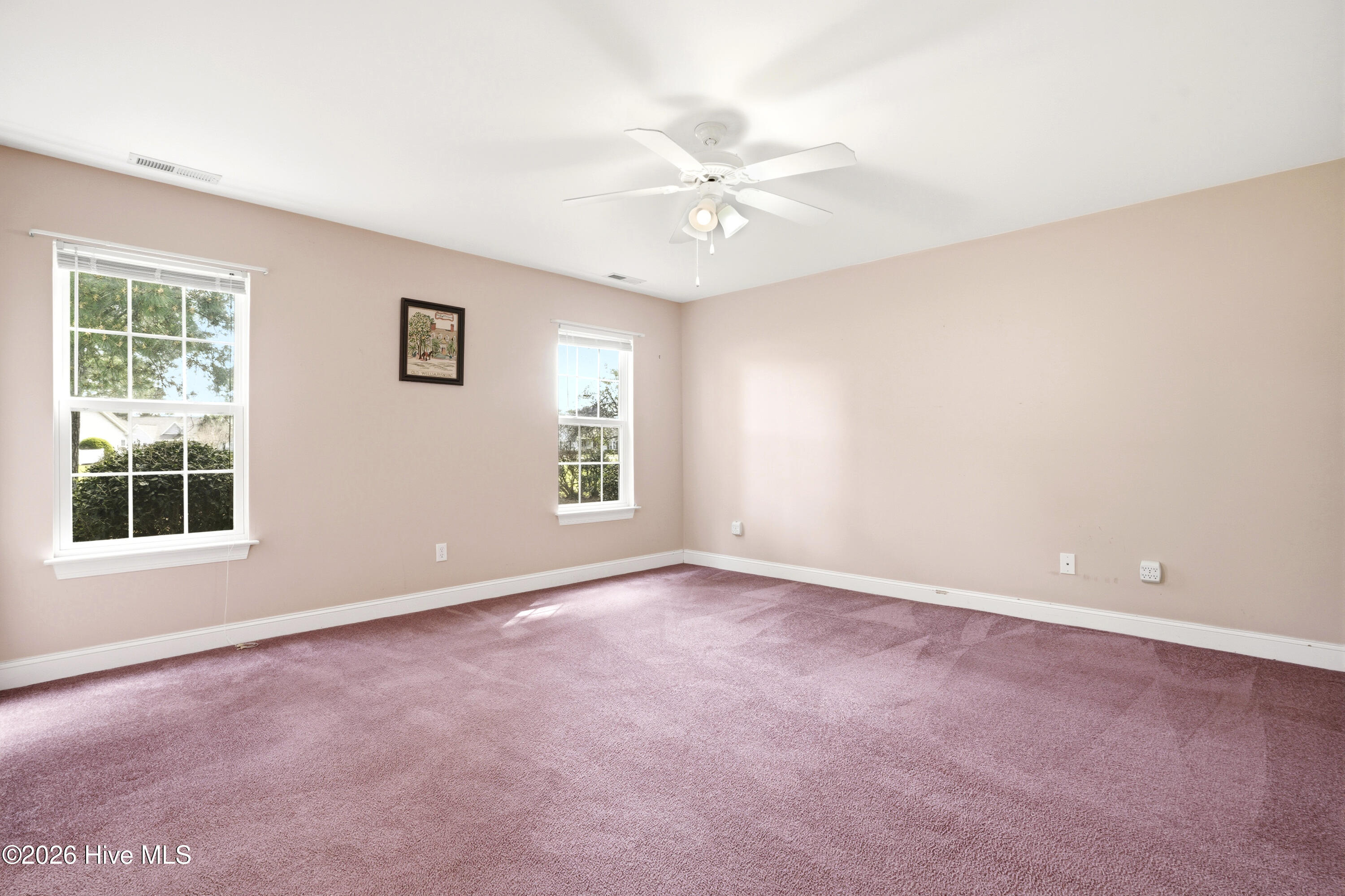 100562955 | Photo 31