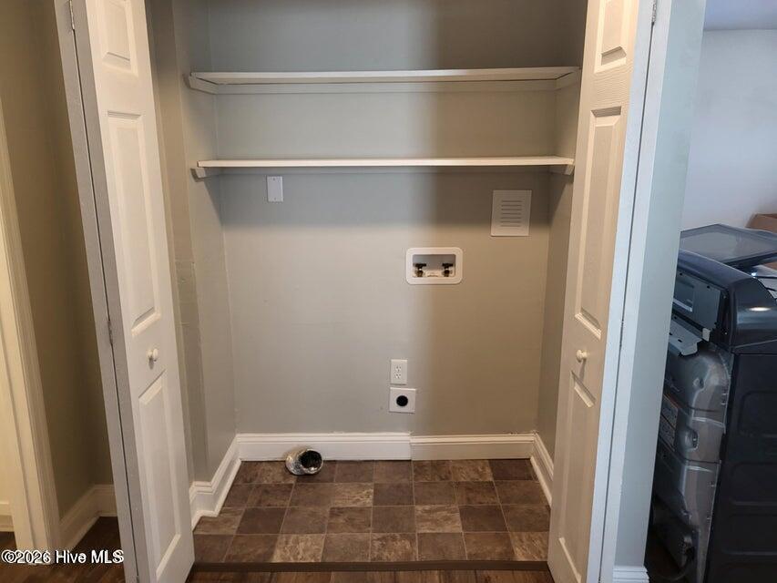 100553497 | Photo 12