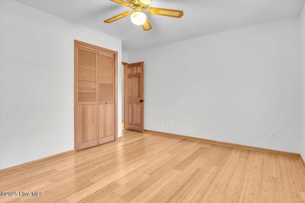 100568309 | Photo 58