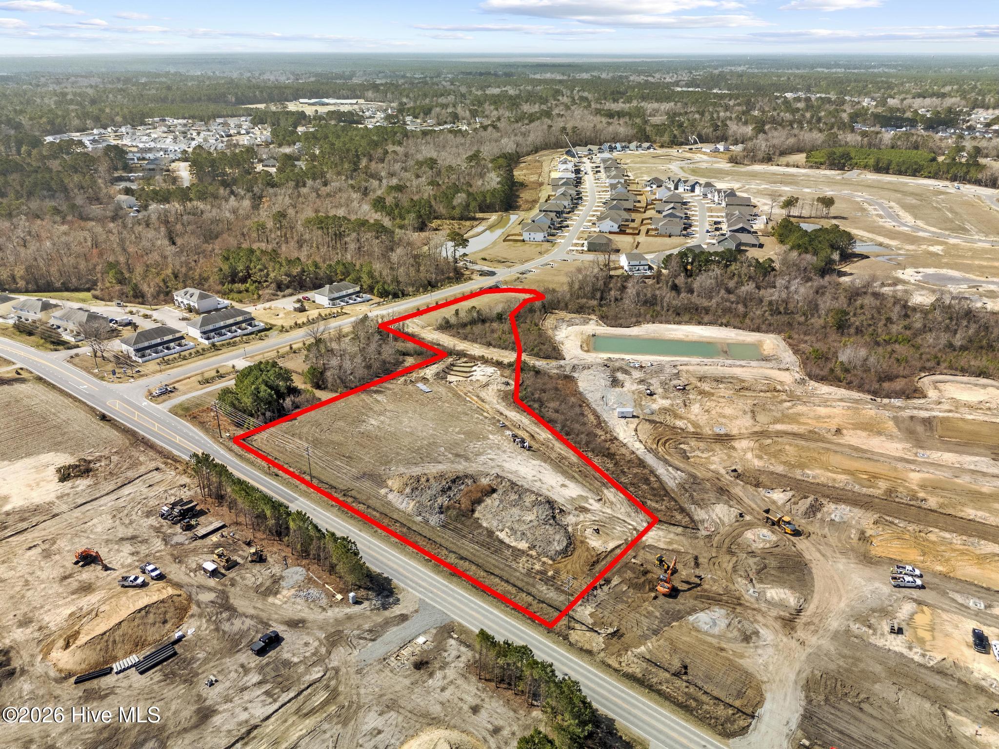 000 Queens Creek Road,Hubert