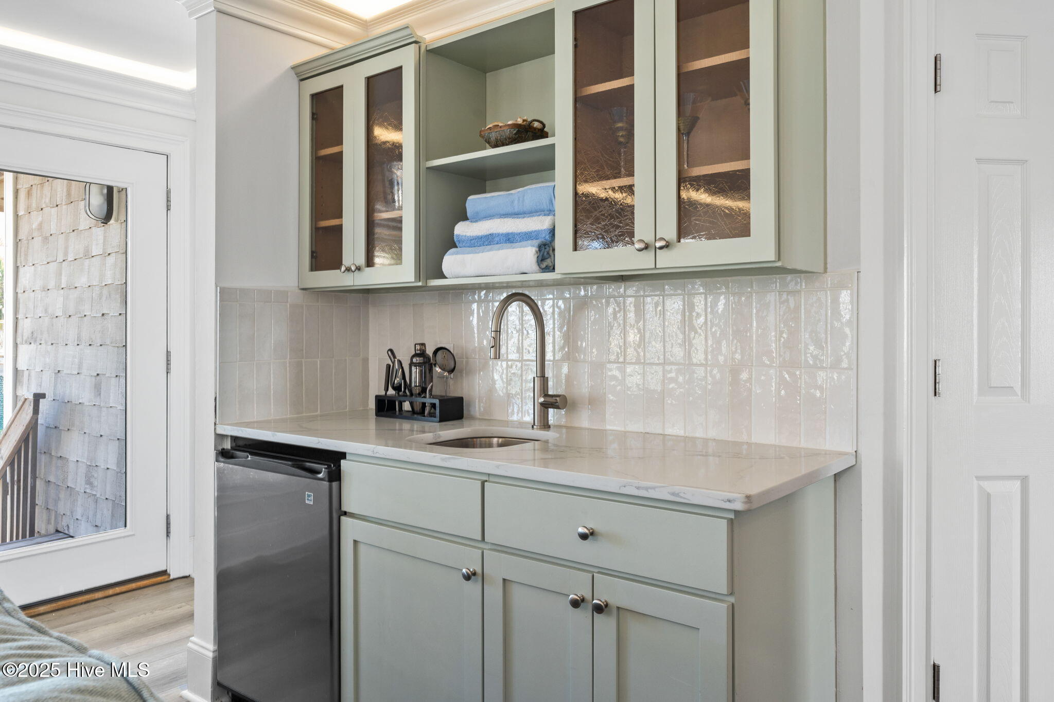 100535971 | Photo 29