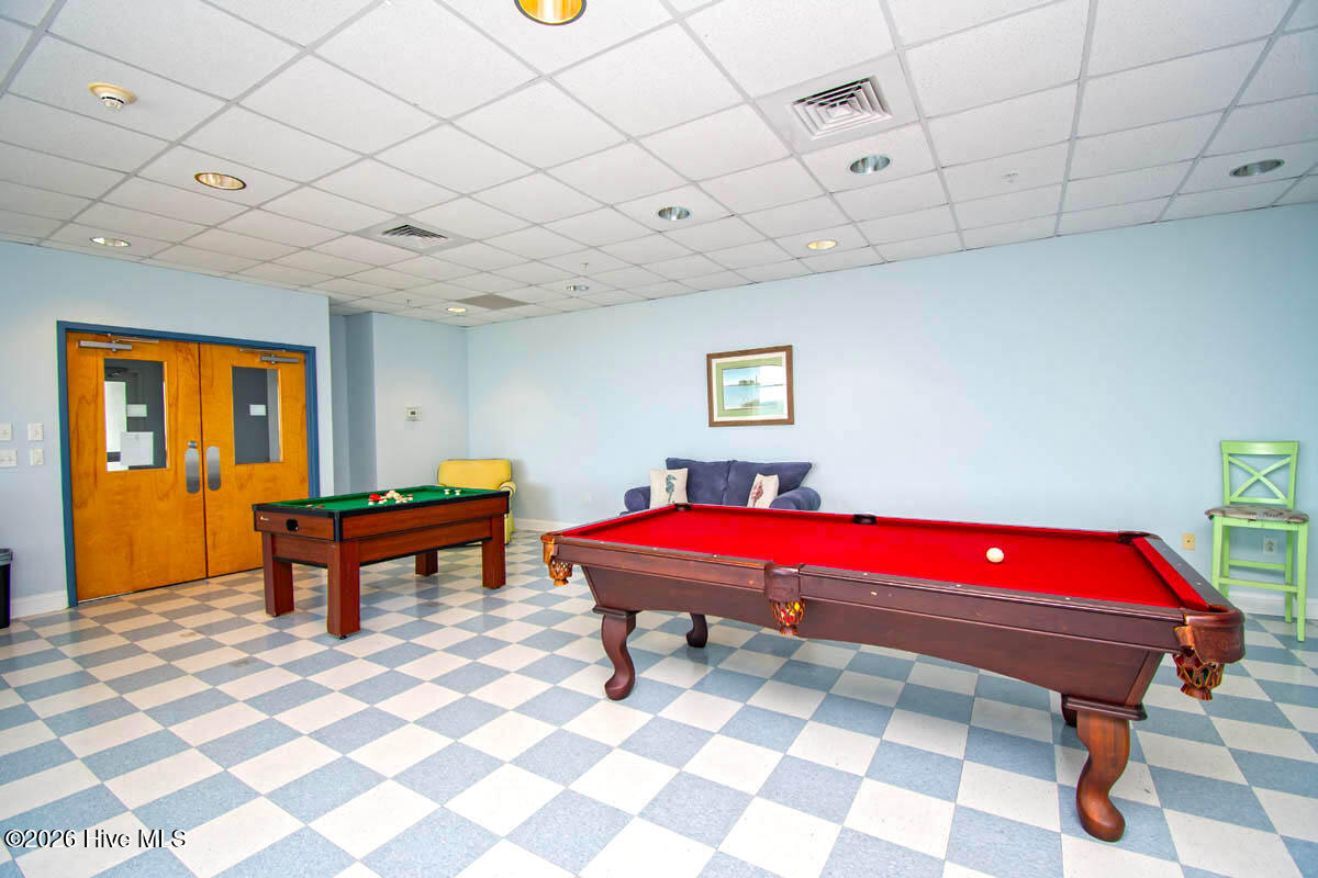 Game Room - 7th Floor