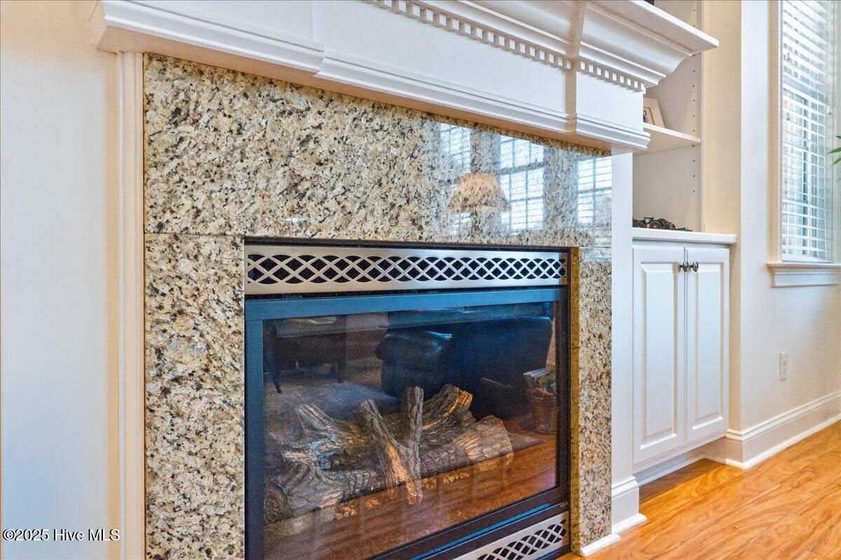 100540380 | Photo 16