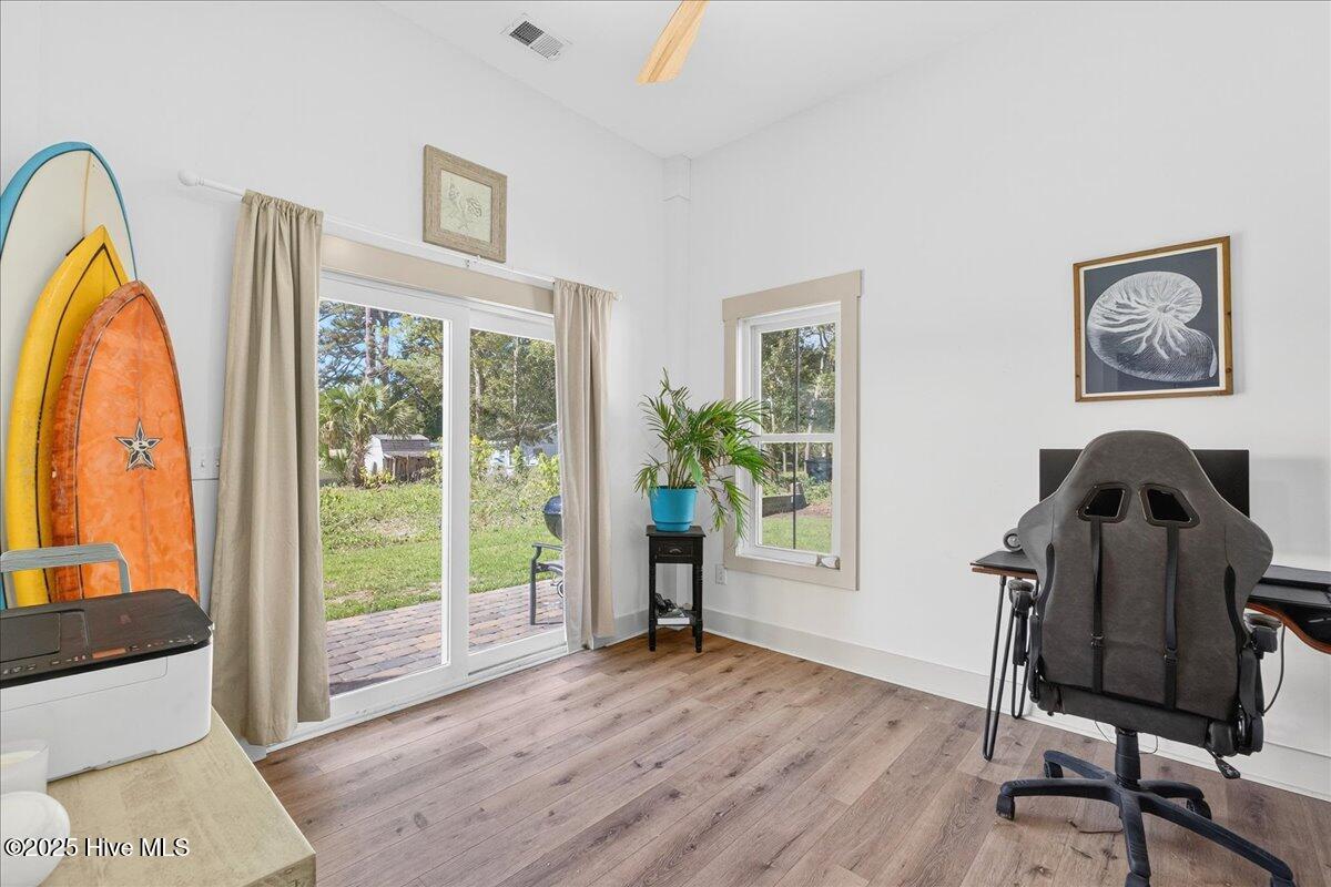 100536911 | Photo 31