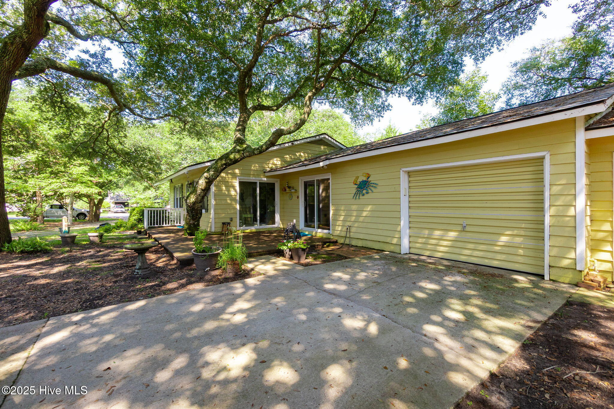 Homes for sale in Pine Knoll Shores, NC | 110 Holly Rd, Pine Knoll Shores, NC 28512 | MLS# 100525431