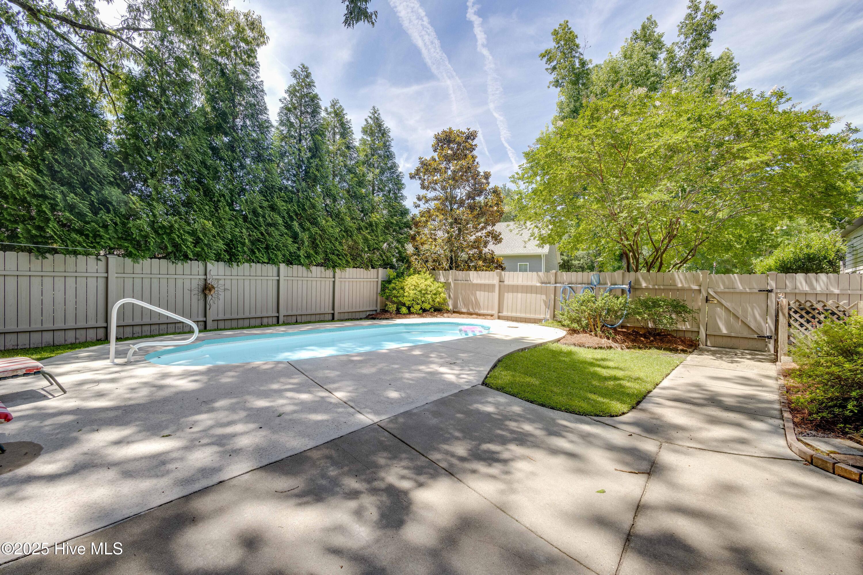 Homes for sale in Chocowinity, NC | 1 Joshua Dr, Chocowinity, NC 27817 | MLS# 100515257