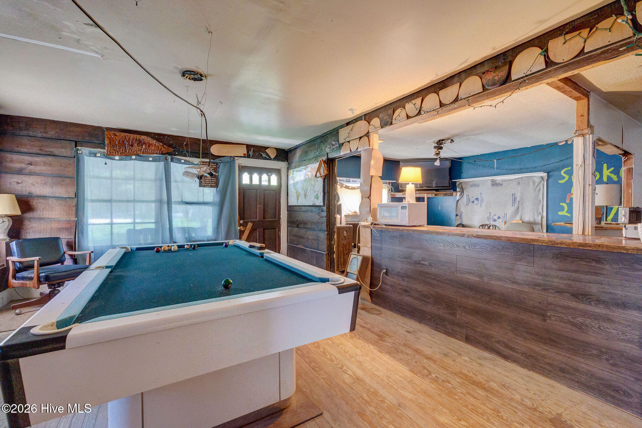 100558109 | Photo 60