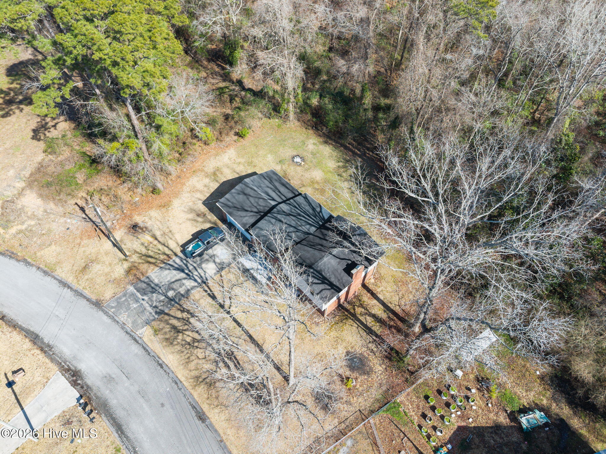 100555859 | Photo 38