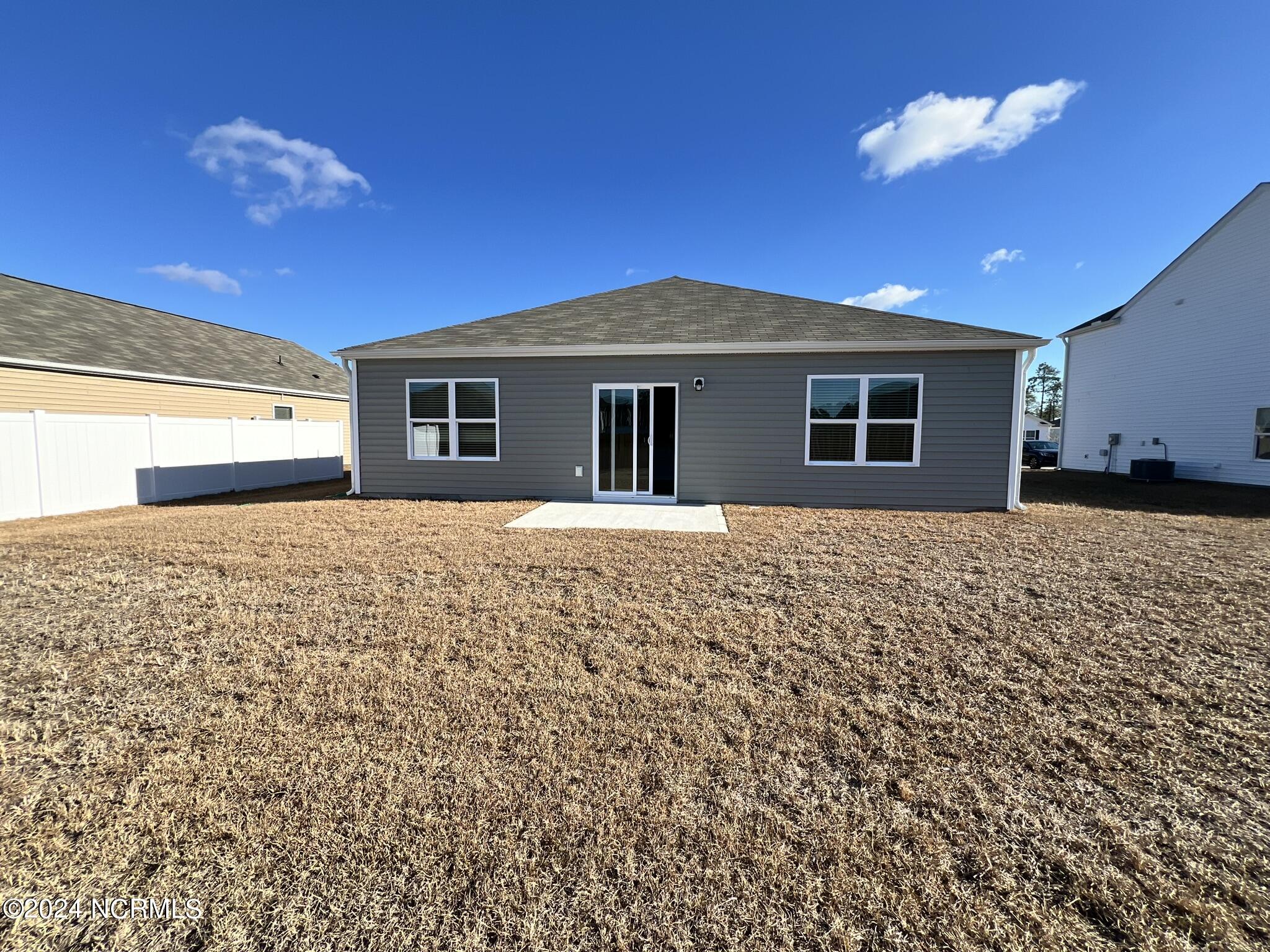 100565972 | Photo 20